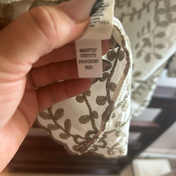 CHICOS tunic - Picture 9 of 9